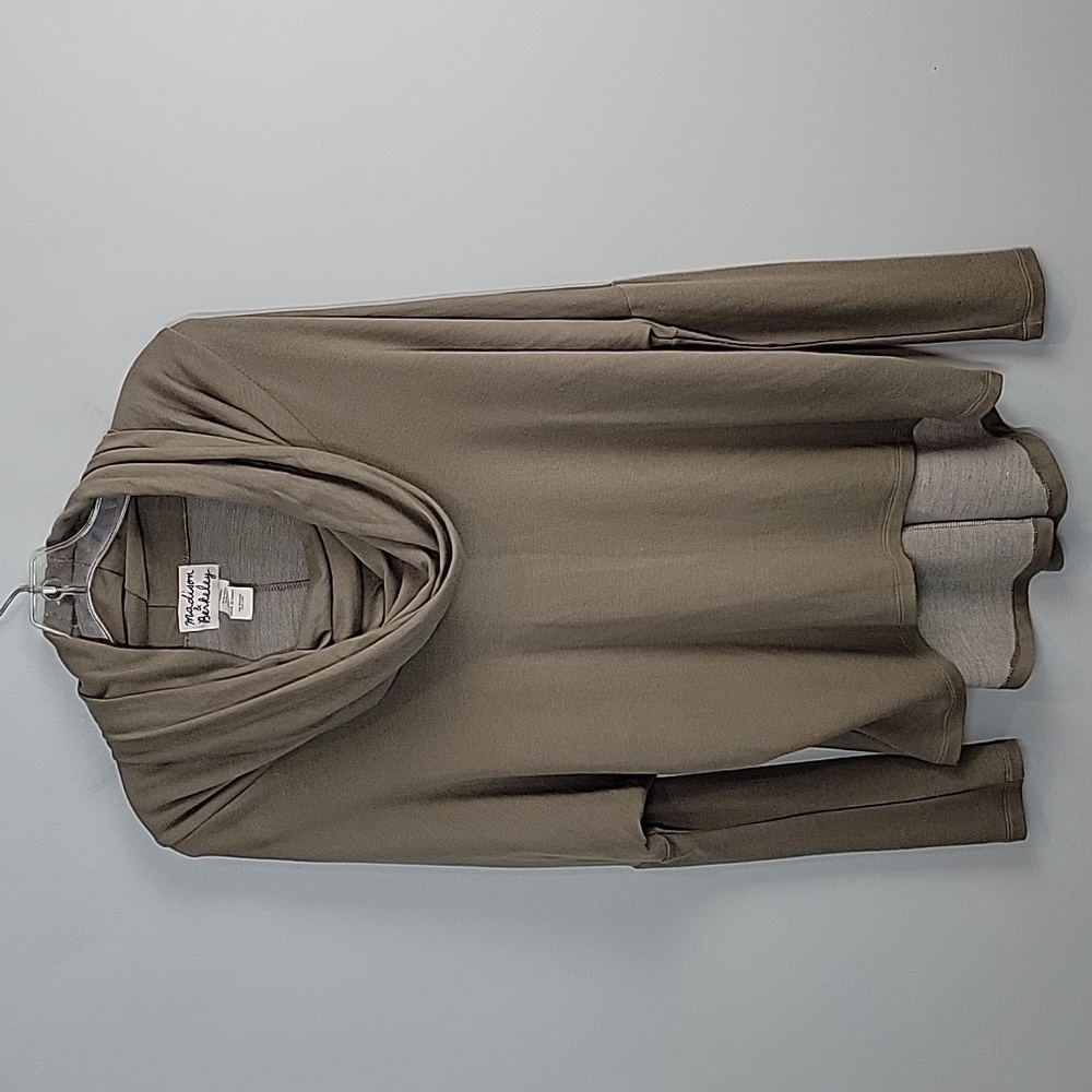 Madison & Berekley oversized cowlneck long sleeves shirt